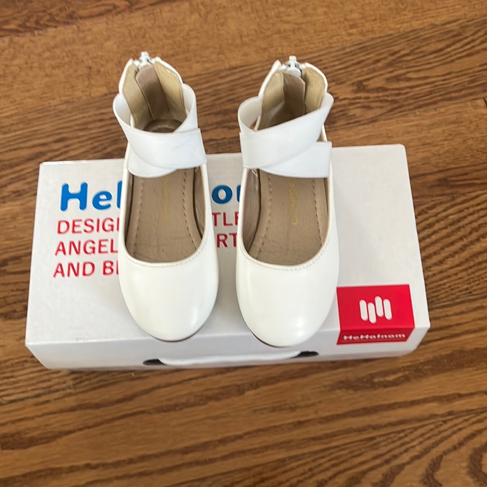 White flower girl dress shoe size 8 toddler